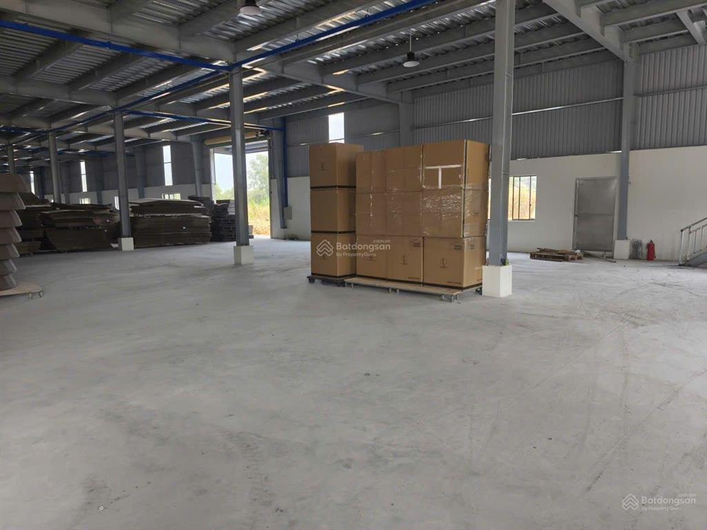 Cho thuê xưởng 4200m2 giá rẻ 130tr. tp. dĩ an, bình dương