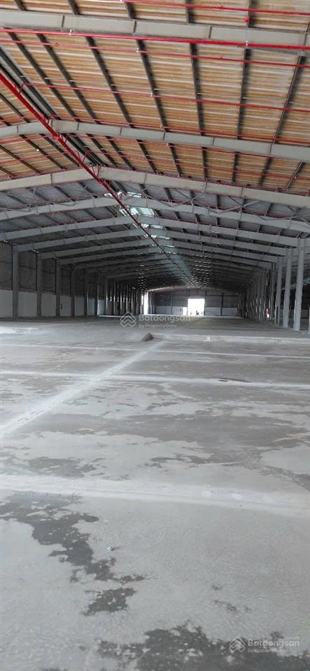 Cho thuê xưởng 11000m2 giá rẻ 65k/1m2 ở phường khánh bình tân uyên bình dương  0908 954 ***