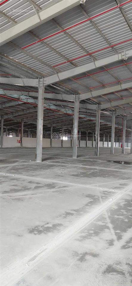 Cho thuê xưởng 11000m2 giá rẻ 65k/1m2 ở phường khánh bình tân uyên bình dương  0908 954 ***