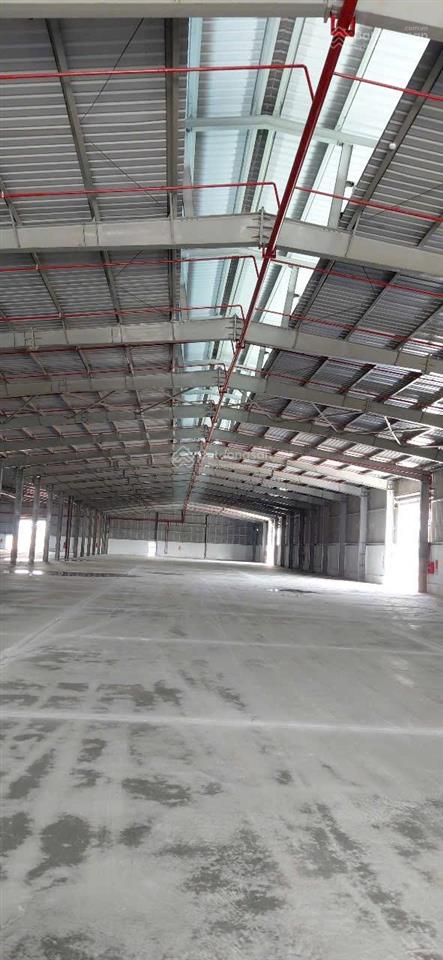 Cho thuê xưởng 11000m2 giá rẻ 65k/1m2 ở phường khánh bình tân uyên bình dương  0908 954 ***
