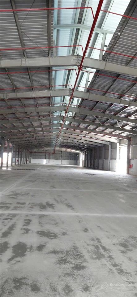Cho thuê xưởng 11000m2 giá rẻ 65k/1m2 ở phường khánh bình tân uyên bình dương  0908 954 ***