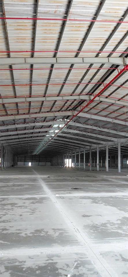 Cho thuê xưởng 11000m2 giá rẻ 65k/1m2 ở phường khánh bình tân uyên bình dương  0908 954 ***
