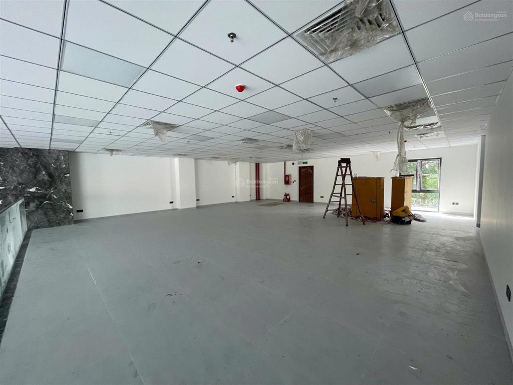 Cho thuê building mặt tiền nguyễn duy trinh | hầm + 6 tầng | dtsd 1,200m² | full pccc | 400tr/tháng