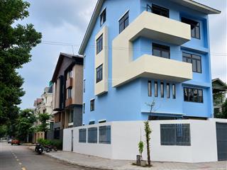 Cho thuê biệt thự thương mại đường số 54 cát lái | hầm + 4 tầng | 400m² | thang máy | 100tr/tháng