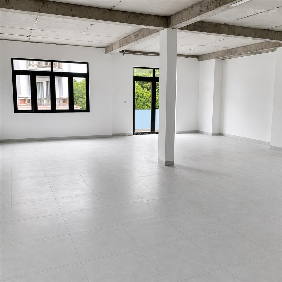 Cho thuê biệt thự thương mại đường số 54 cát lái | hầm + 4 tầng | 400m² | thang máy | 100tr/tháng