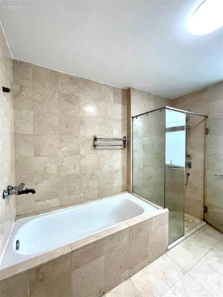Cho thuê villa riviera giang văn minh | 4pn | 500m² | sân vườn riêng | 5.000 usd/tháng