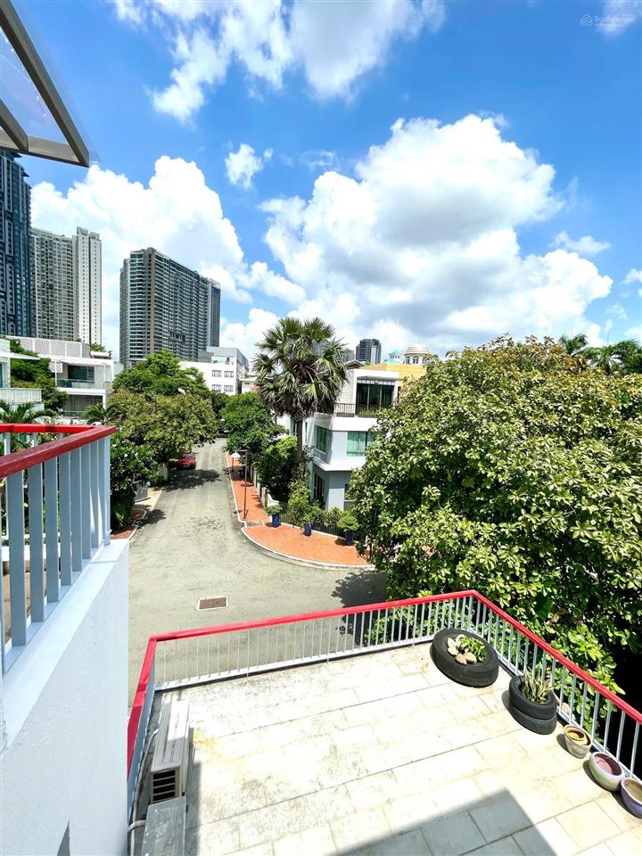 Cho thuê villa riviera giang văn minh | 4pn | 500m² | sân vườn riêng | 5.000 usd/tháng