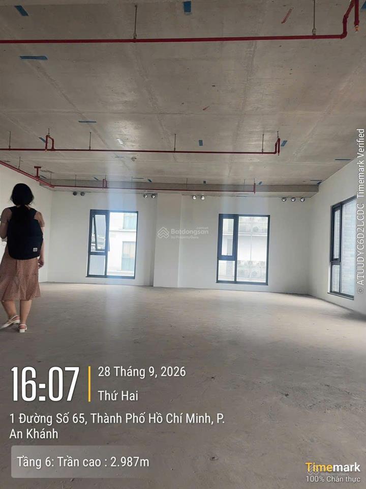 Cho thuê văn phòng thảo điền view trực diện landmark 81 | 360m/sàn | 490.000/m2 full nội thất vp