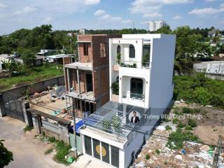 Bán căn nhà mặt tiền nhựa khu suối phèn long đức 1 trệt 2 lầu full nội thất giá chỉ 5,8 tỷ