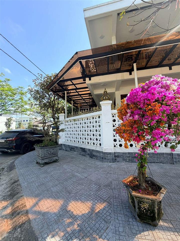 Biệt thự lô góc kqh kim long cạnh đường nguyễn hoàng, tp huế