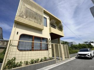 Nhà 2 tầng gần kqh ngọc anh, phú thượng ô tô vào thoải mái