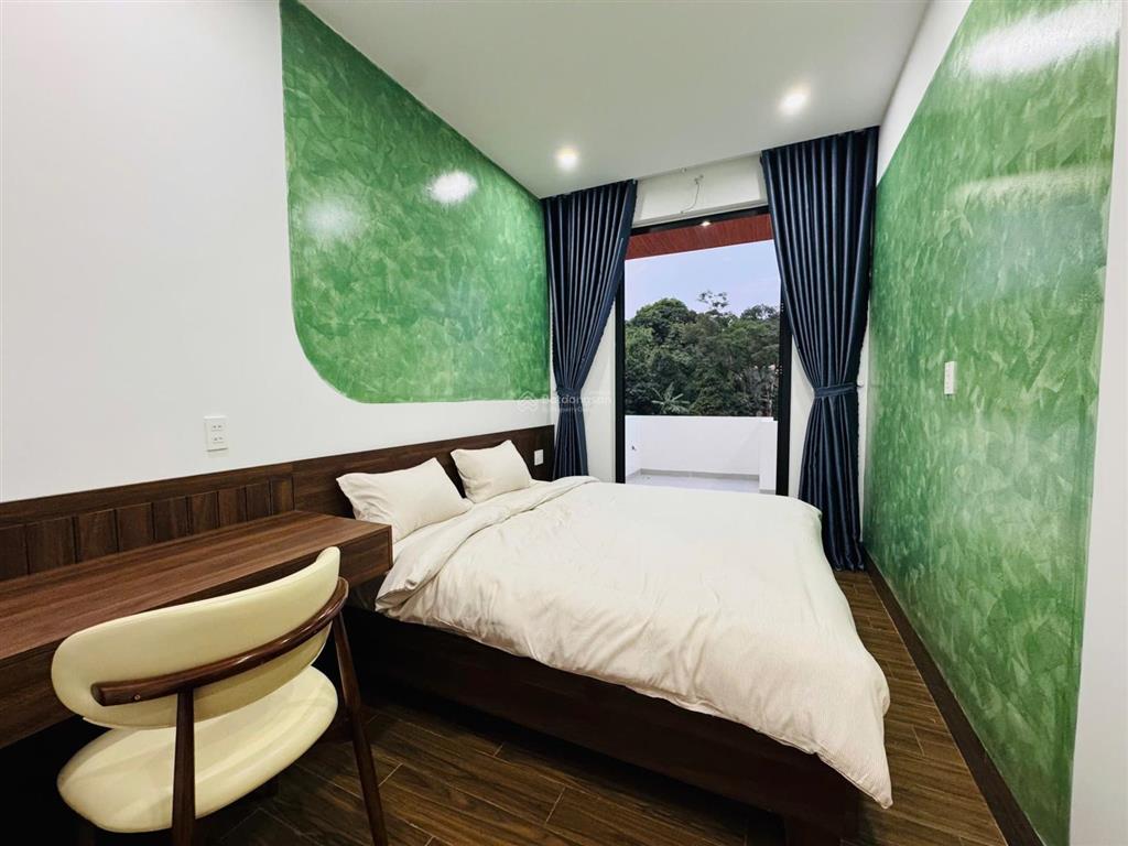 Bán nhà riêng 3 tầng, 5 phòng ngủ tại huyền trân công chúa, tp huế