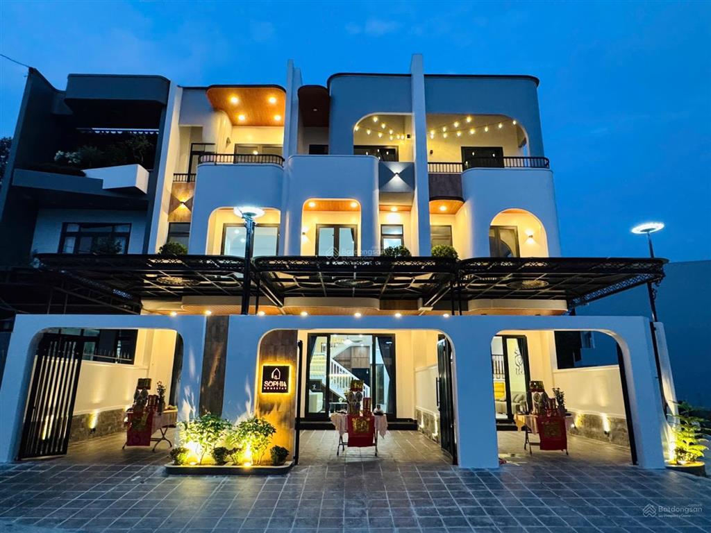 Bán nhà riêng 3 tầng, 5 phòng ngủ tại huyền trân công chúa, tp huế