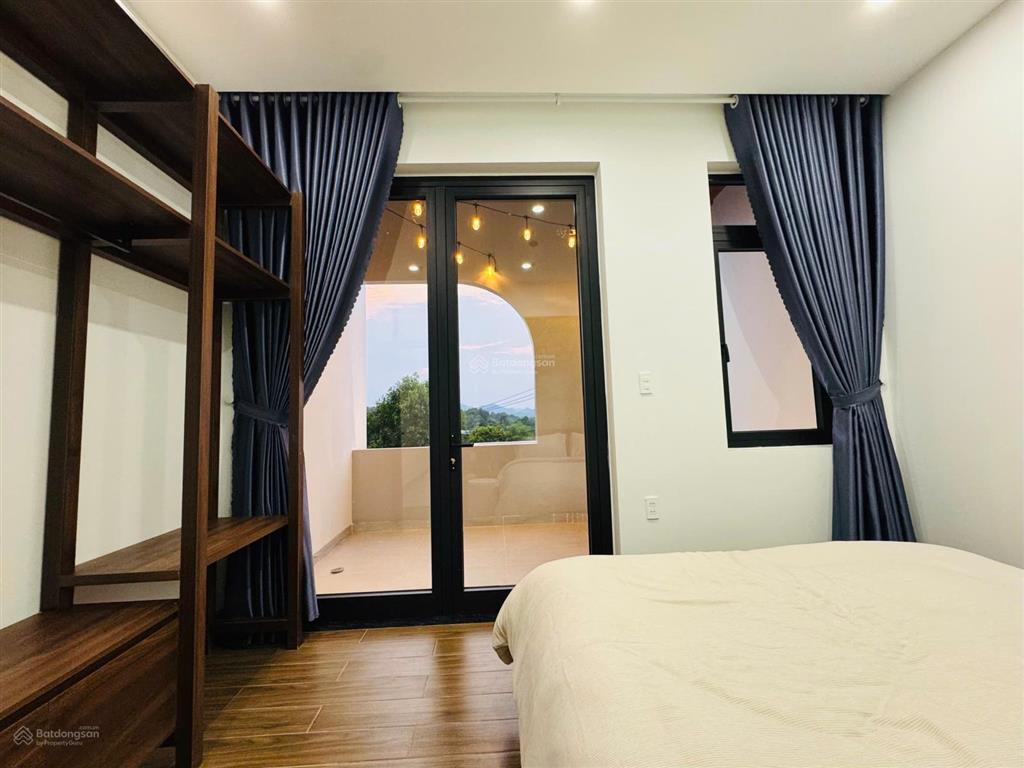 Bán nhà riêng 3 tầng, 5 phòng ngủ tại huyền trân công chúa, tp huế