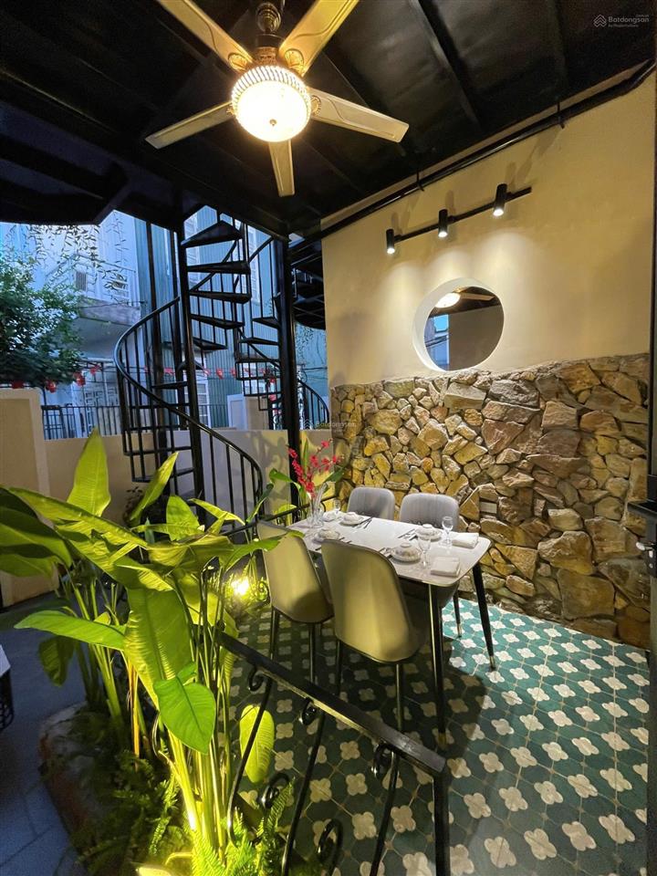 Nhà cần bán  homestay tân cổ điển sân vườn k235 phạm văn đồng, tp huế