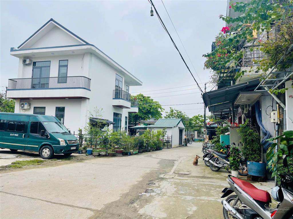 Nhà kiệt ô tô nguyễn sinh cung, cách mặt tiền chỉ 20m, đường rộng 10m