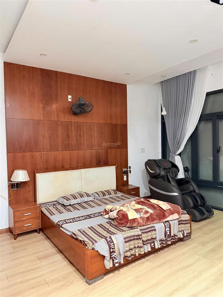 Biệt thự mặt tiền trung tâm nội thành huế cách đại nội chỉ 400m  tiện ích xung quanh