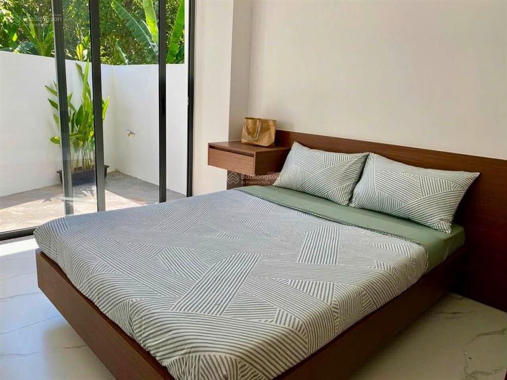 Bán nhà 3 tầng thủy xuân, tp. huế  hiện đại đường ô tô tránh nhau