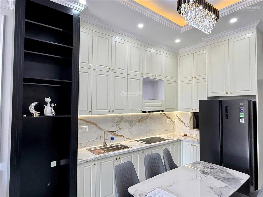 Nhà 2 tầng 2 mê, kiệt ô tô nguyễn khoa chiêm, gần đh ngoại ngữ huế