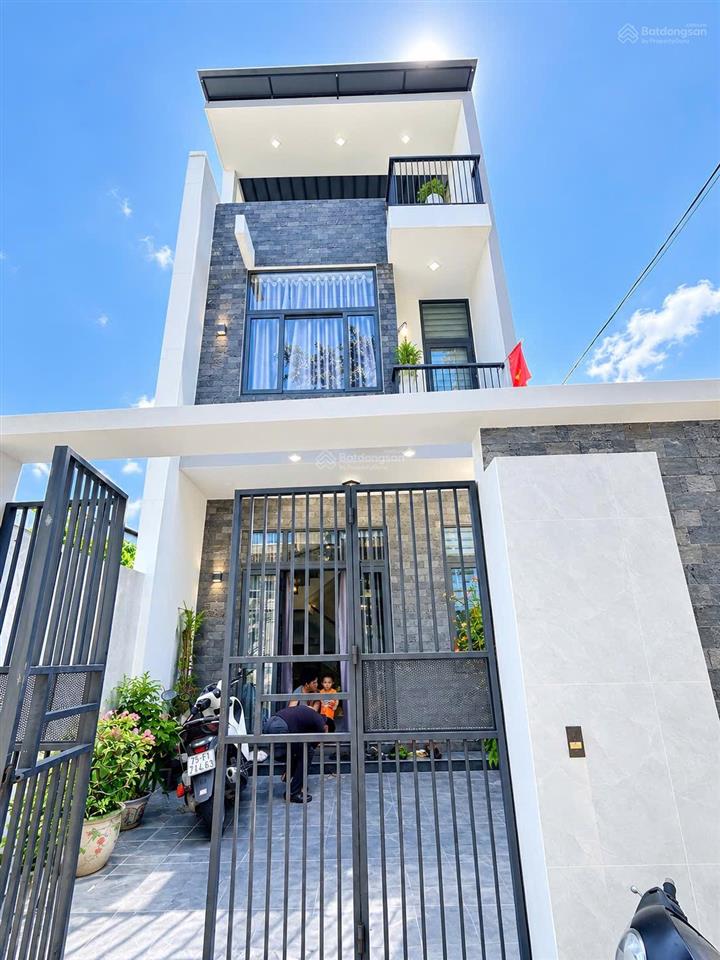 Nhà 3 tầng kiệt ô tô hồ đắc di cao ráo, không lo ngập