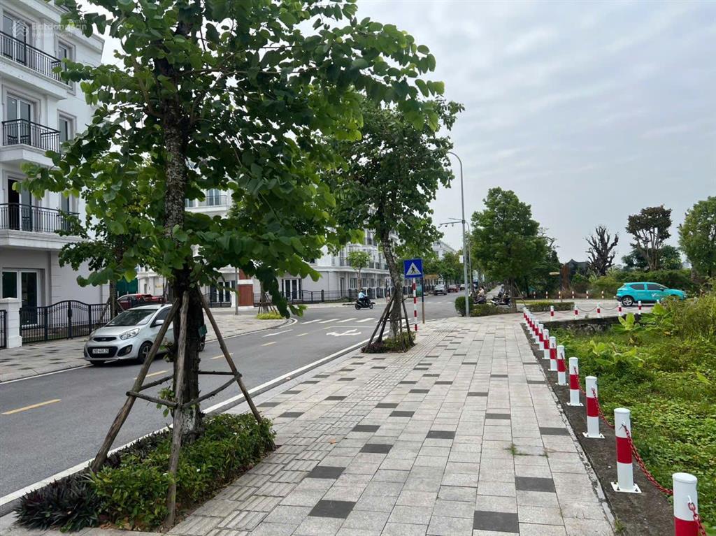 Chị khách nhờ bán căn shophouse trâu quỳ gia lâm eurowindow, vị trí đắc địa nhìn ra công viên hòa