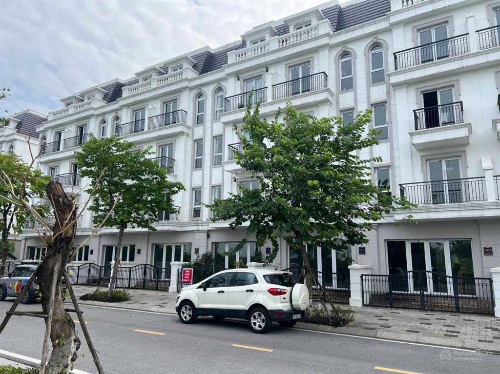 Chị khách nhờ bán căn shophouse trâu quỳ gia lâm eurowindow, vị trí đắc địa nhìn ra công viên hòa