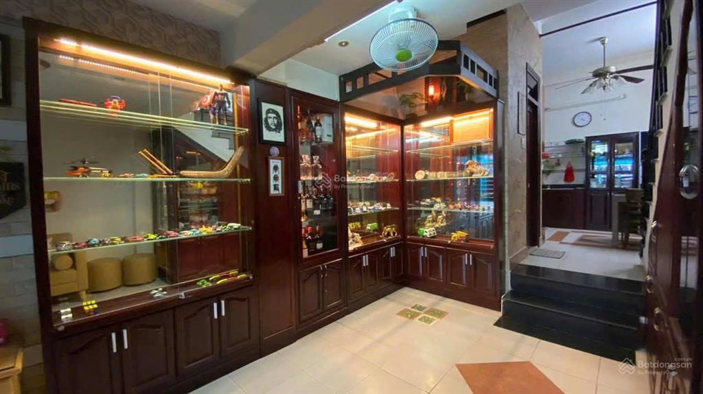 Nhà hẻm quang trung trung tâm nha trang ra tháp trầm hương,biển, quảng trường, chợ đêm 5 phút