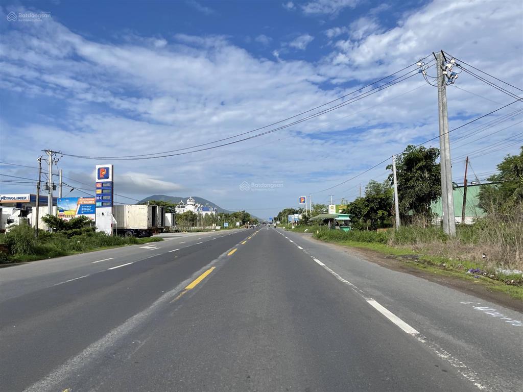 Bán đất làm trang trại xã tân lập huyện hàm thuận nam giá 650tr/ha