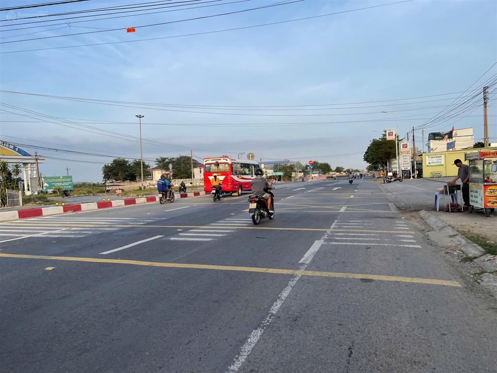 Bán 2000m2 đất vườn gần ql1a vs kcn hàm kiệm giá 375tr/1000m2