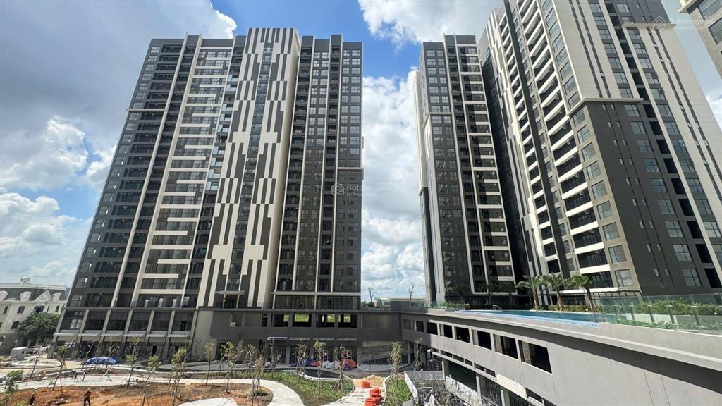 Cho thuê căn 2pn2wc góc 15tr/tháng có nội thất