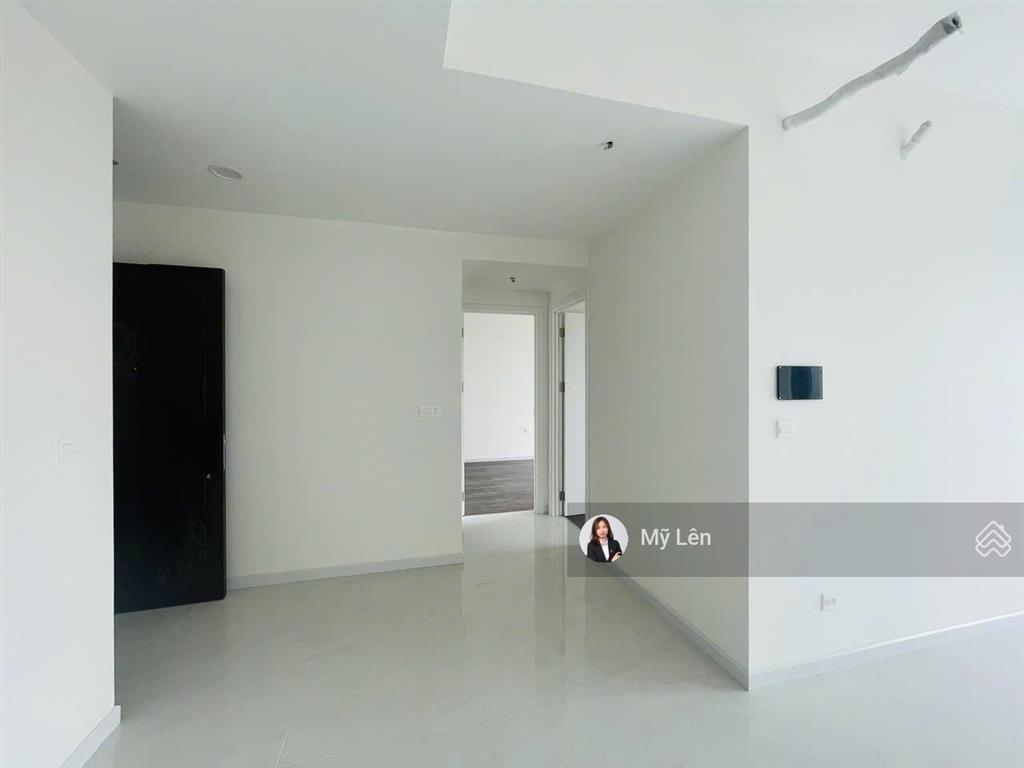 Giá thuê 18tr/tháng  3pn nội thất cơ bản. dọn vào ở ngay