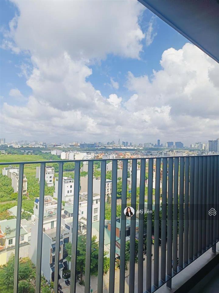 Giá thuê 18tr/tháng  3pn nội thất cơ bản. dọn vào ở ngay
