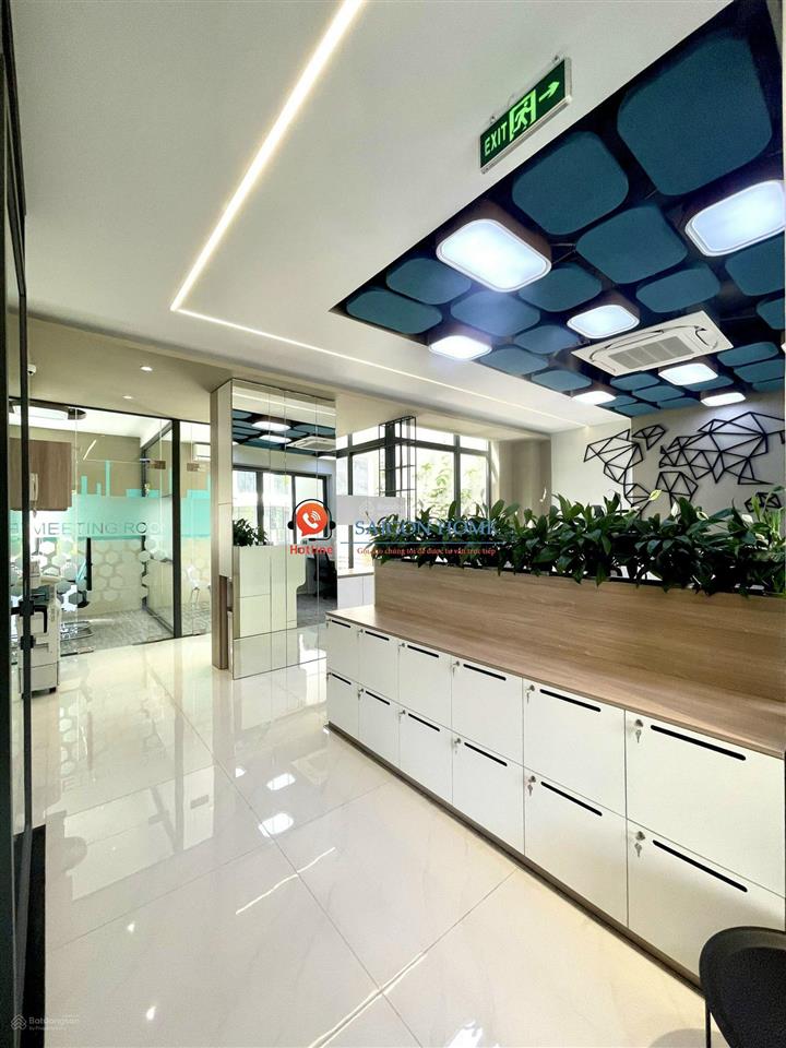 Cho thuê nguyên căn 10x20m, hầm 4 tầng  thang máy, máy lạnh đầy đủ, sẵn nội thất trung tâm quận 2