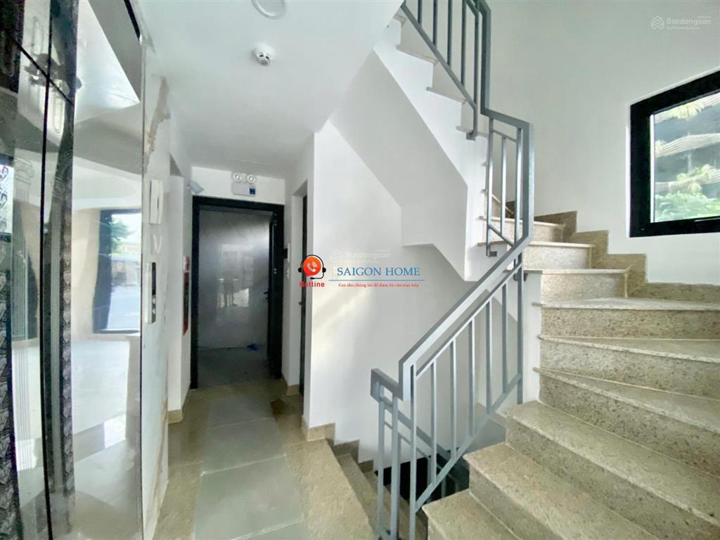 Cho thuê tòa văn phòng góc 2 mặt tiền hầm 6 tầng trung tâm quận 2
