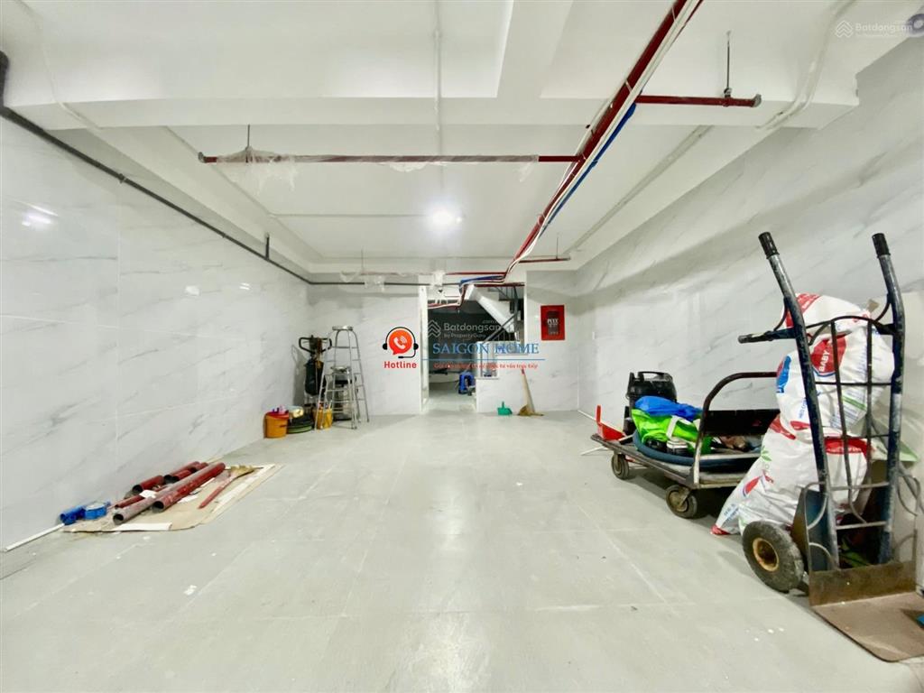 Cho thuê tòa văn phòng góc 2 mặt tiền hầm 6 tầng trung tâm quận 2