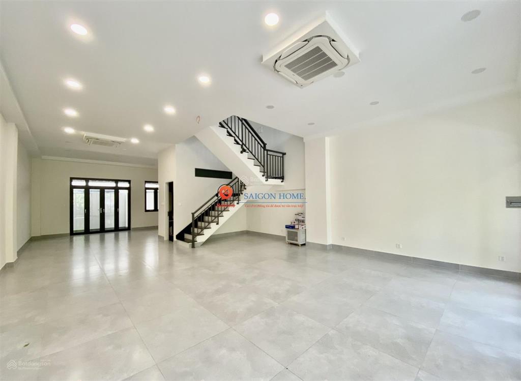 Cho thuê nhà riêng (biệt thự) thiết kế hiện đại ngay kđt an phú  hầm 3 tầng 450m2