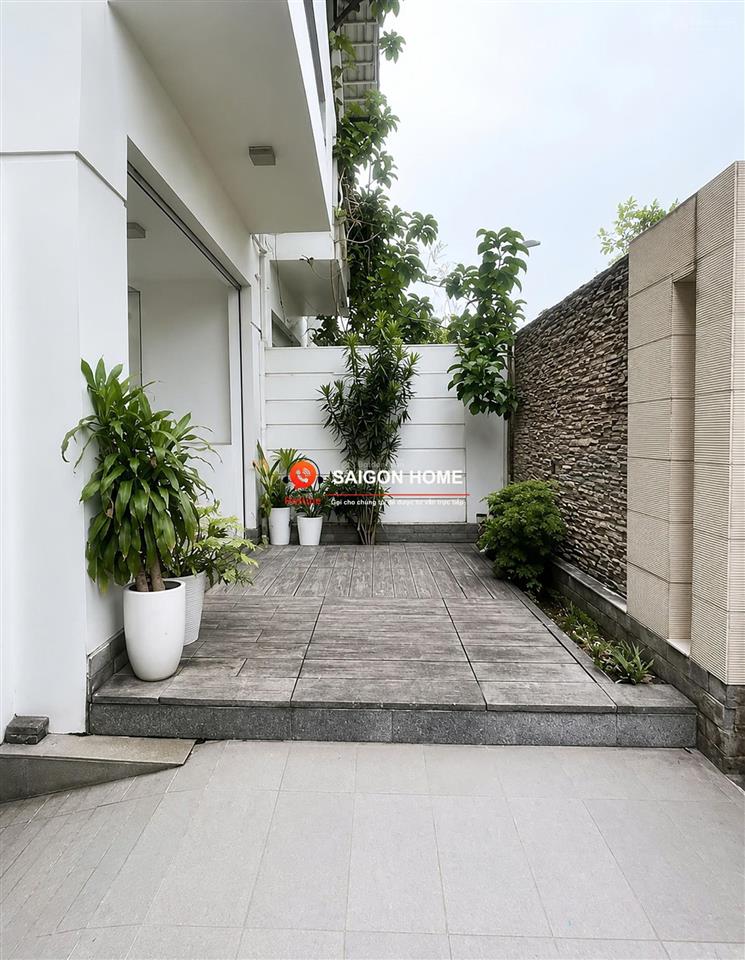 Cho thuê nguyên căn villa 10x20m, hầm 3 tầng 6 phòng kđt an phú  an khánh