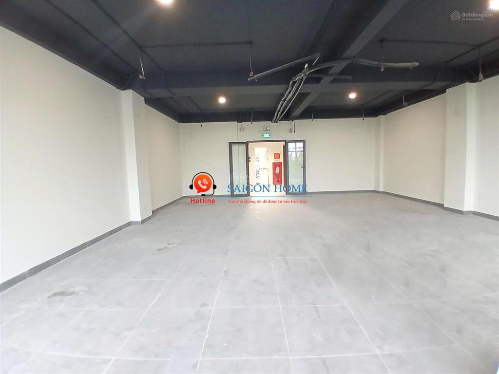 Cho thuê văn phòng hầm + 4 tầng sàn trống suốt trung tâm quận 2