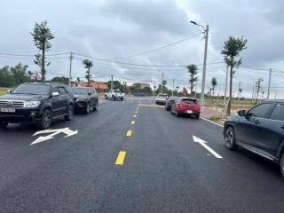 Chính chủ bán gấp 107m đấu giá đồng tre  lỗ gió  bảo lộc  võng xuyên giá 55 triệu/m