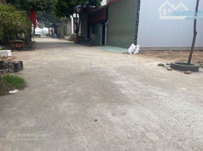 Chính chủ bán gấp 100m bến rẽ  thị trấn giá chỉ 4 tỷ