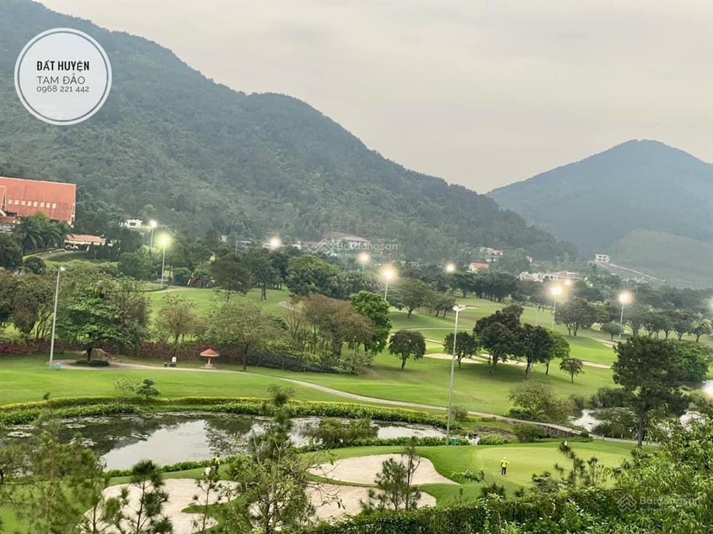 Chuyển nhượng lô đất biệt thự băng 1 cực đẹp tại dãy c sân golf tam đảo nhiều người tìm