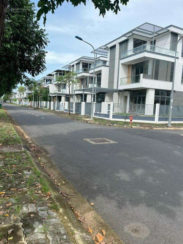 Bán nhanh căn 160m, 100m, 168m2 giá tốt nhất thị trường 8 đến 12 tỷ vị trí đẹp