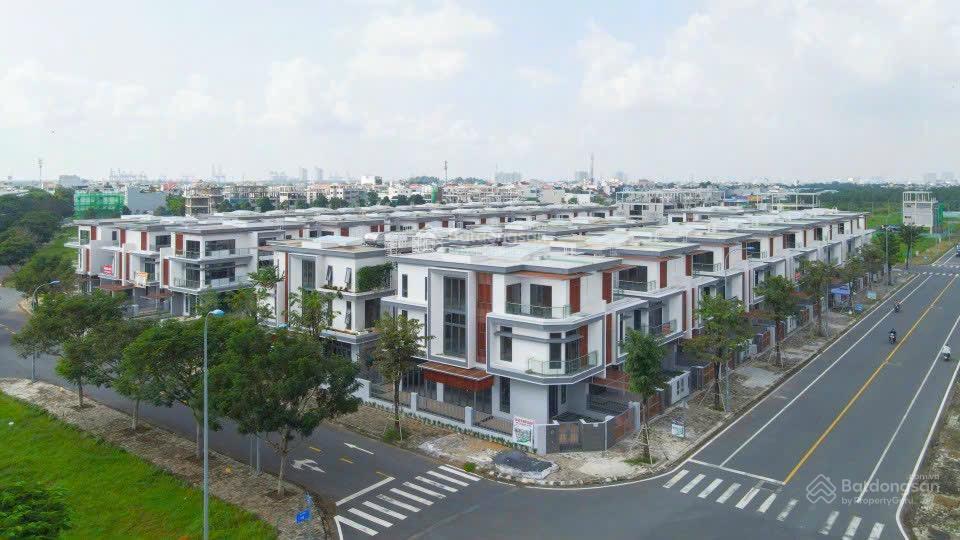 Bán nhanh căn 160m, 100m, 168m2 giá tốt nhất thị trường 8 đến 12 tỷ vị trí đẹp