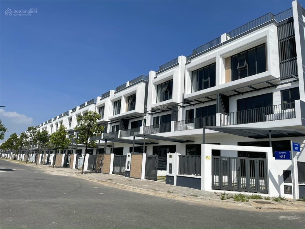 Giảm giá bán nhanh nhà song lập 8x20 giá 12,8 tỷ da đông tăng long