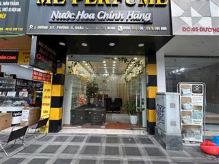Sang rẻ lại cửa hàng trung tâm sầm uất số 5 đường 3/2.
