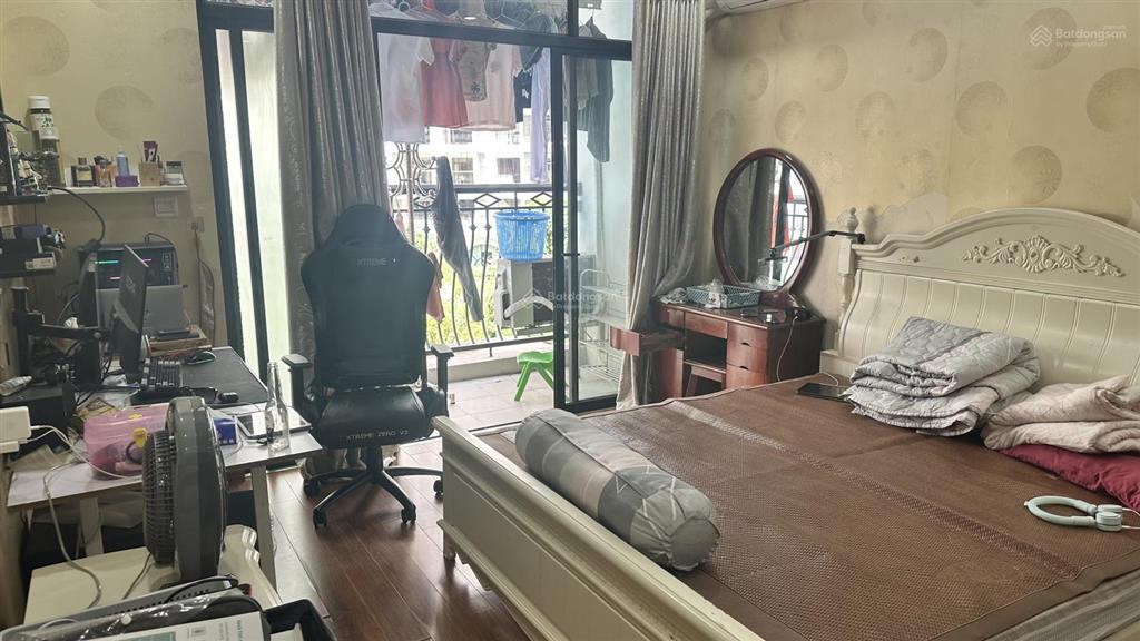 Chính chủ bán chung cư 3pn 138m2 royal city đã sửa chữa đẹp 16 tỷ