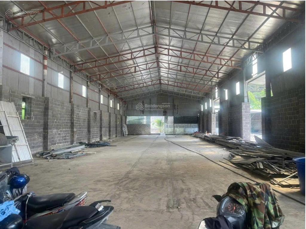 Cho thuê kho, nhà xưởng 1200 m2 tại đắc lộc đường xe container, không ngập, cho lâu dài giá tốt