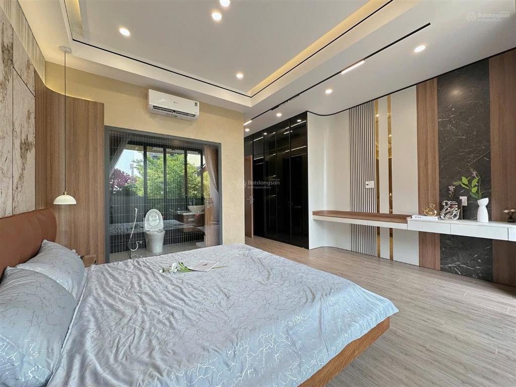 Nhà đẹp 3 tầng full nội thất hiện đại sang trọng, khu đô thị sinh thái hòa xuân, đn