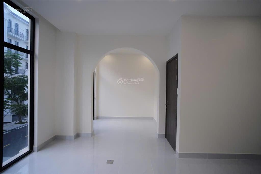 Shophouse np liền kề diện tích sàn 445m² |vinhomes grand park | sẵn thang máy | giá 25 triệu/tháng