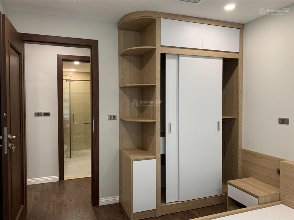 Bán cắt lỗ! chung cư giá rẻ e1 hào nam  ô chợ dừa  đống đa